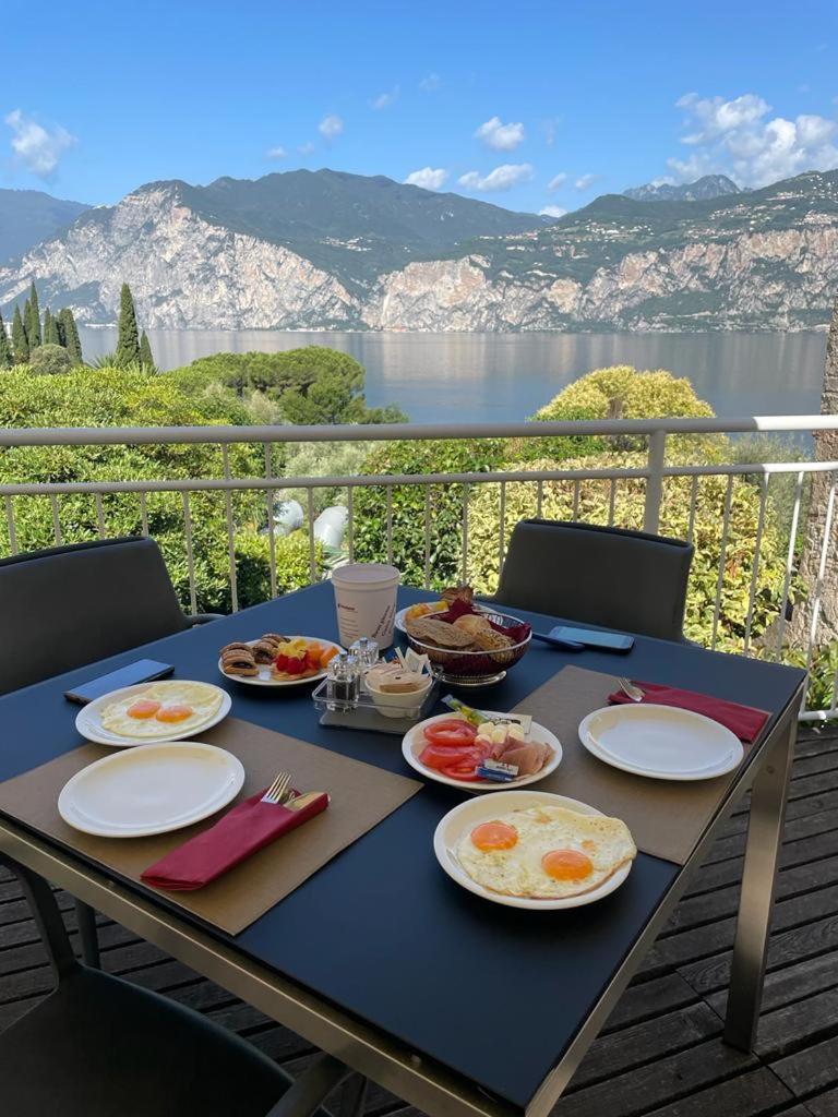 Hotel Roma Aparthotel Malcesine Exterior photo